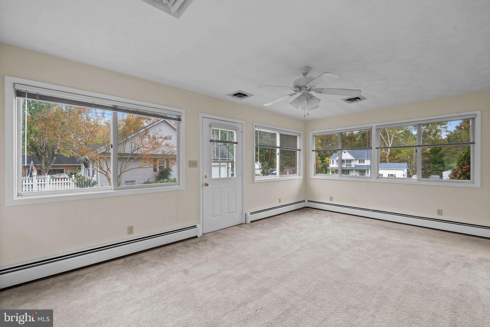 SOCIETY HILL - Residential Lease