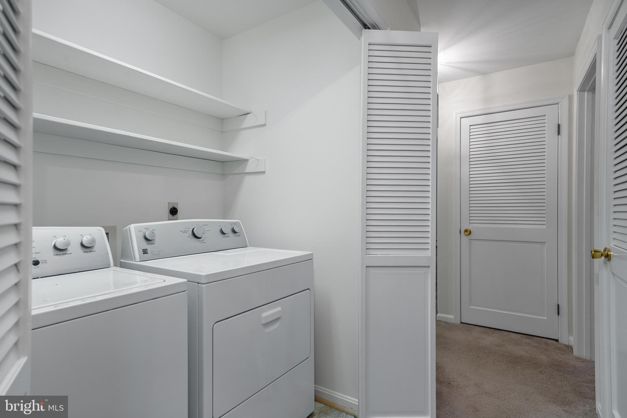 SOCIETY HILL - Residential Lease