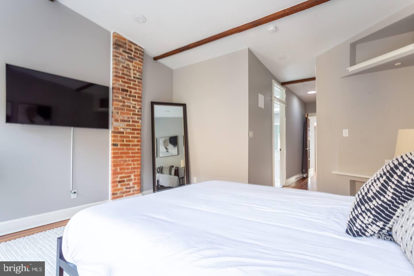 UPPER FELLS POINT - Residential