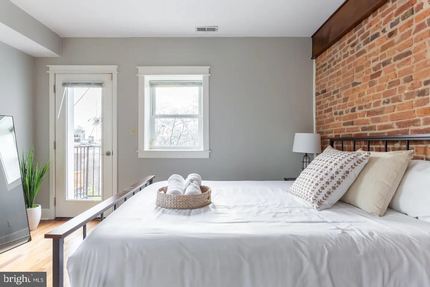 UPPER FELLS POINT - Residential
