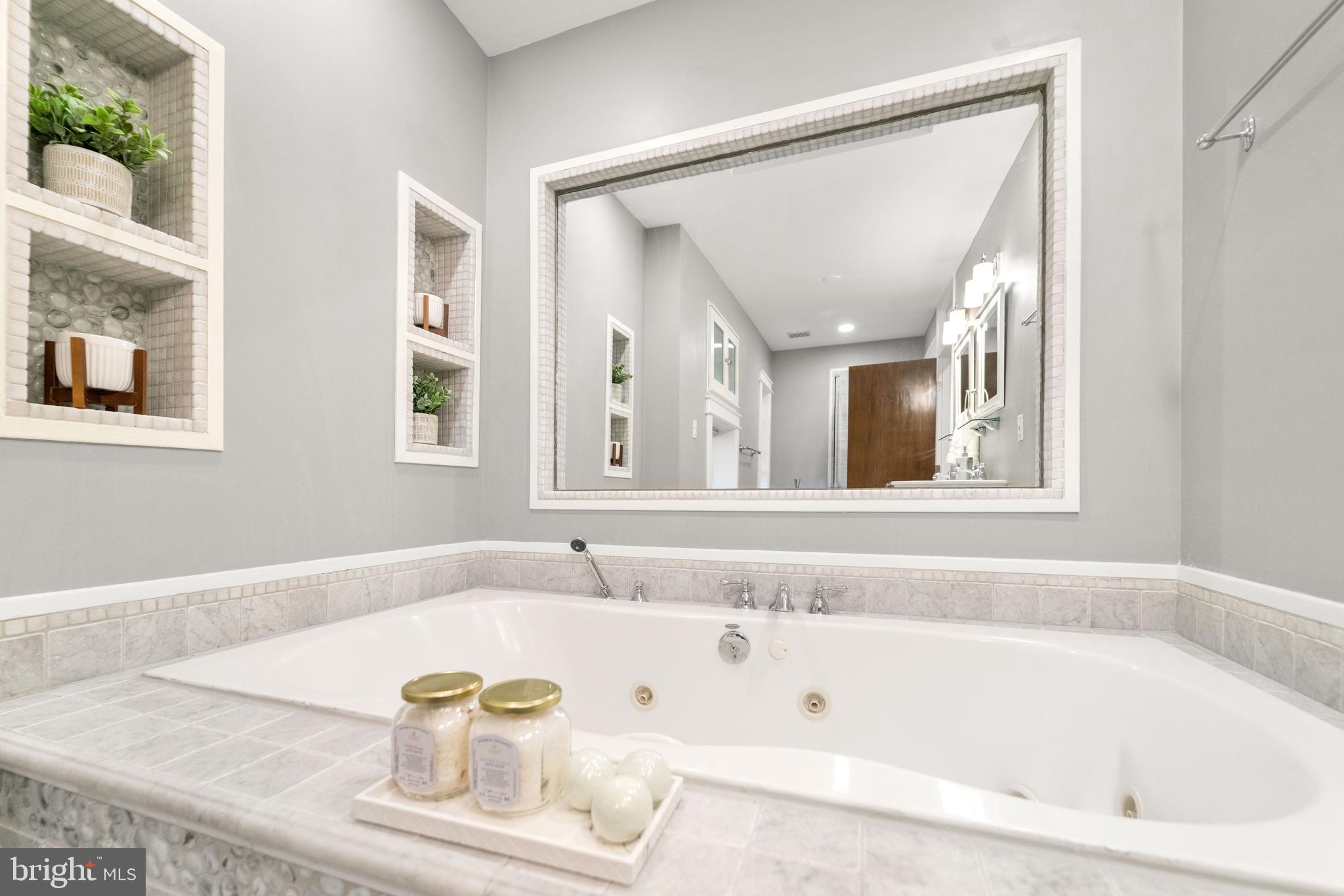 UPPER FELLS POINT - Residential