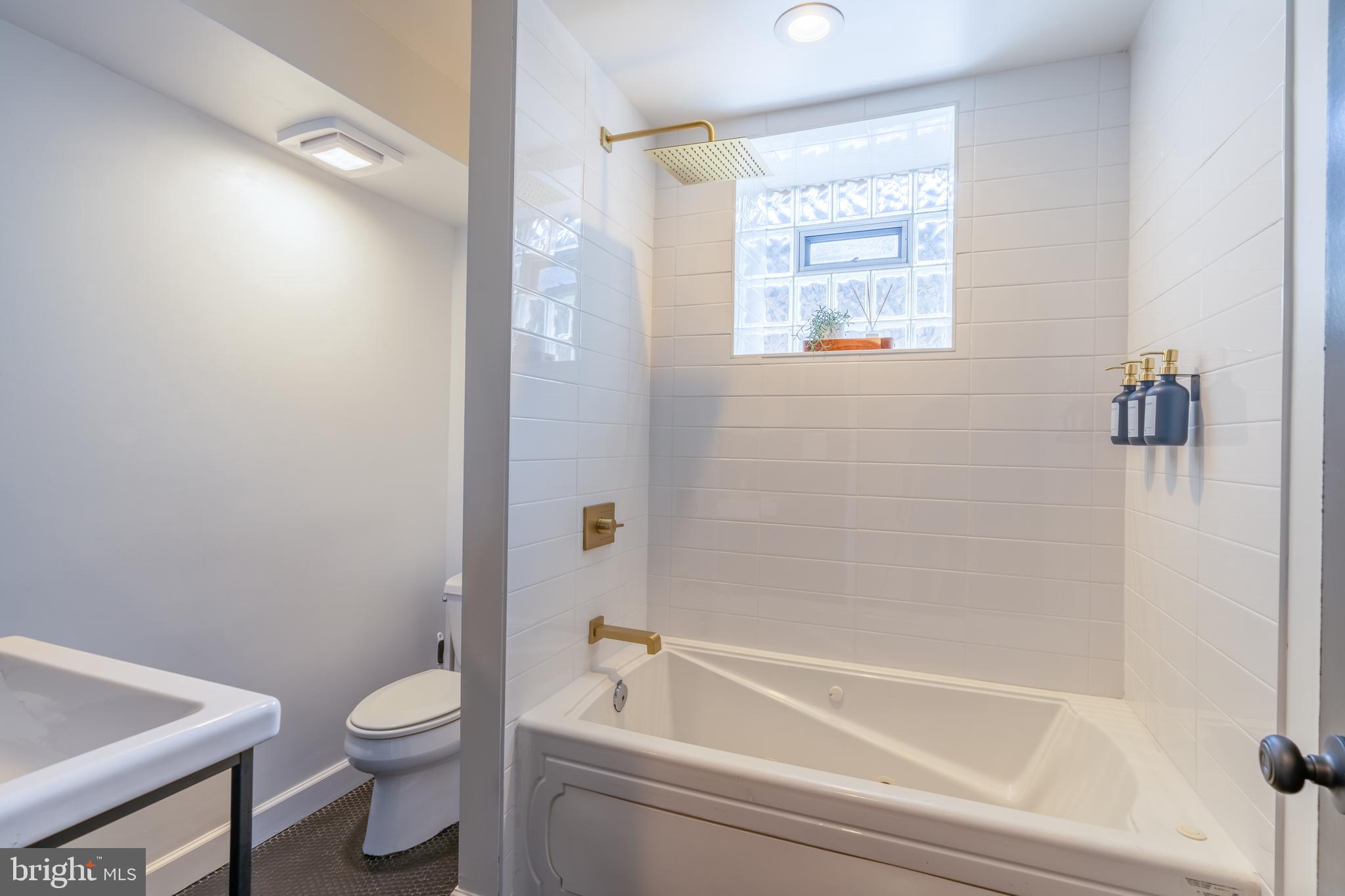 UPPER FELLS POINT - Residential