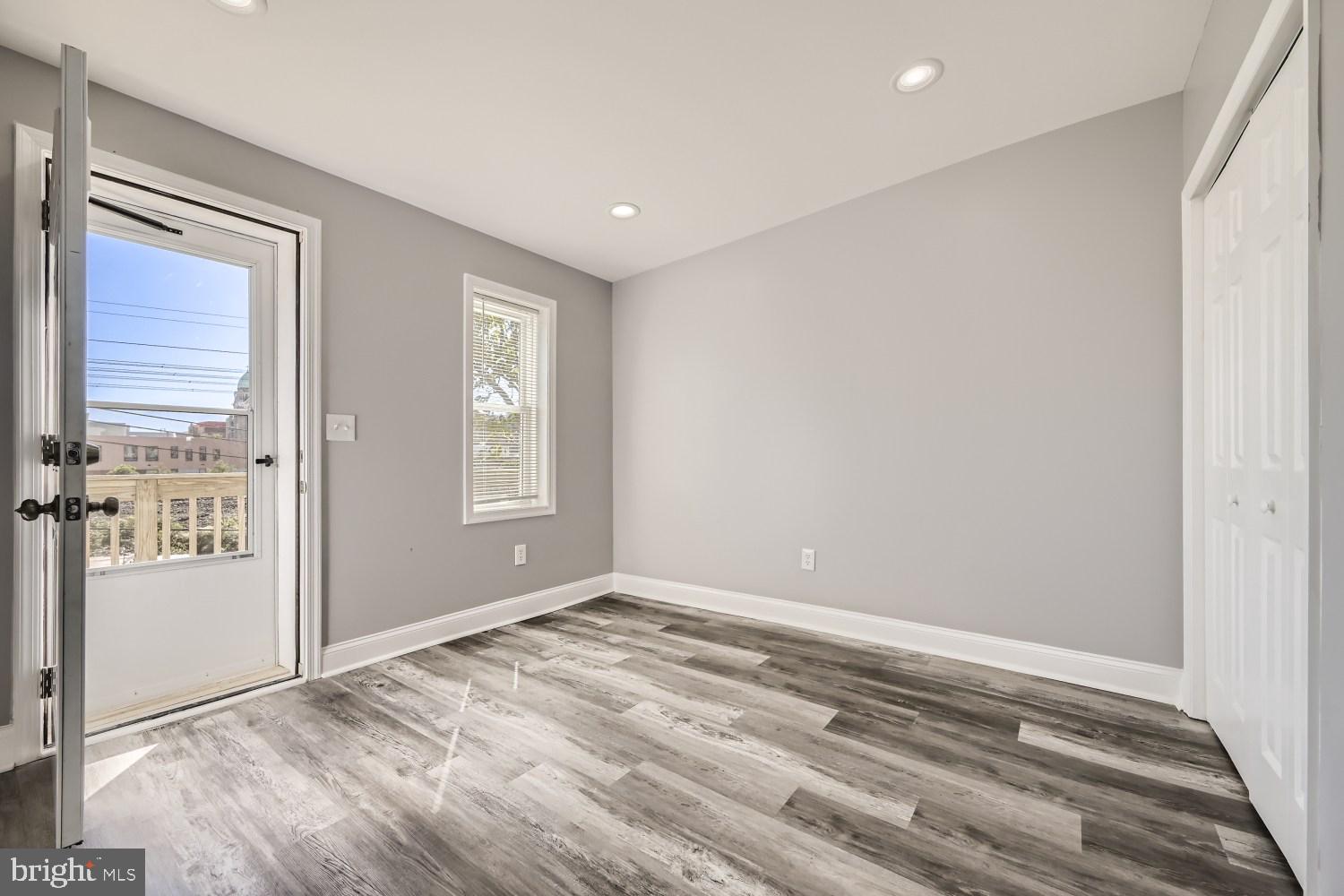 MIDDLE EAST - Residential