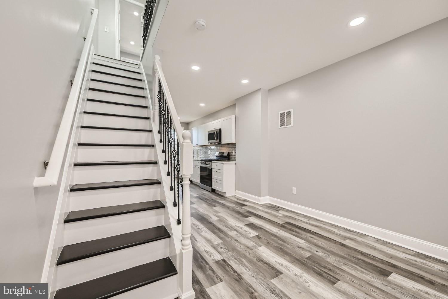 MIDDLE EAST - Residential