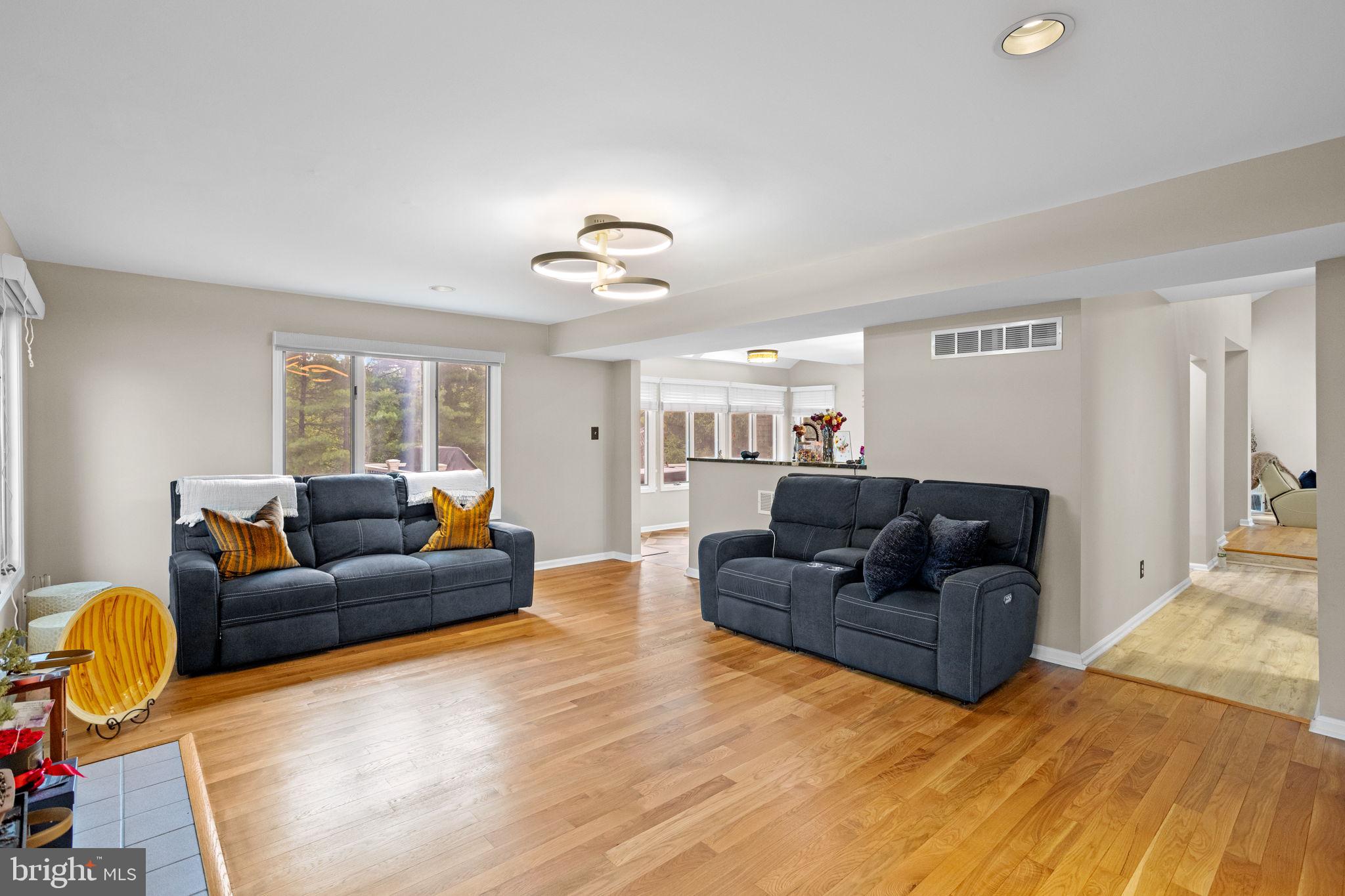 DUBLIN HUNT II - Residential