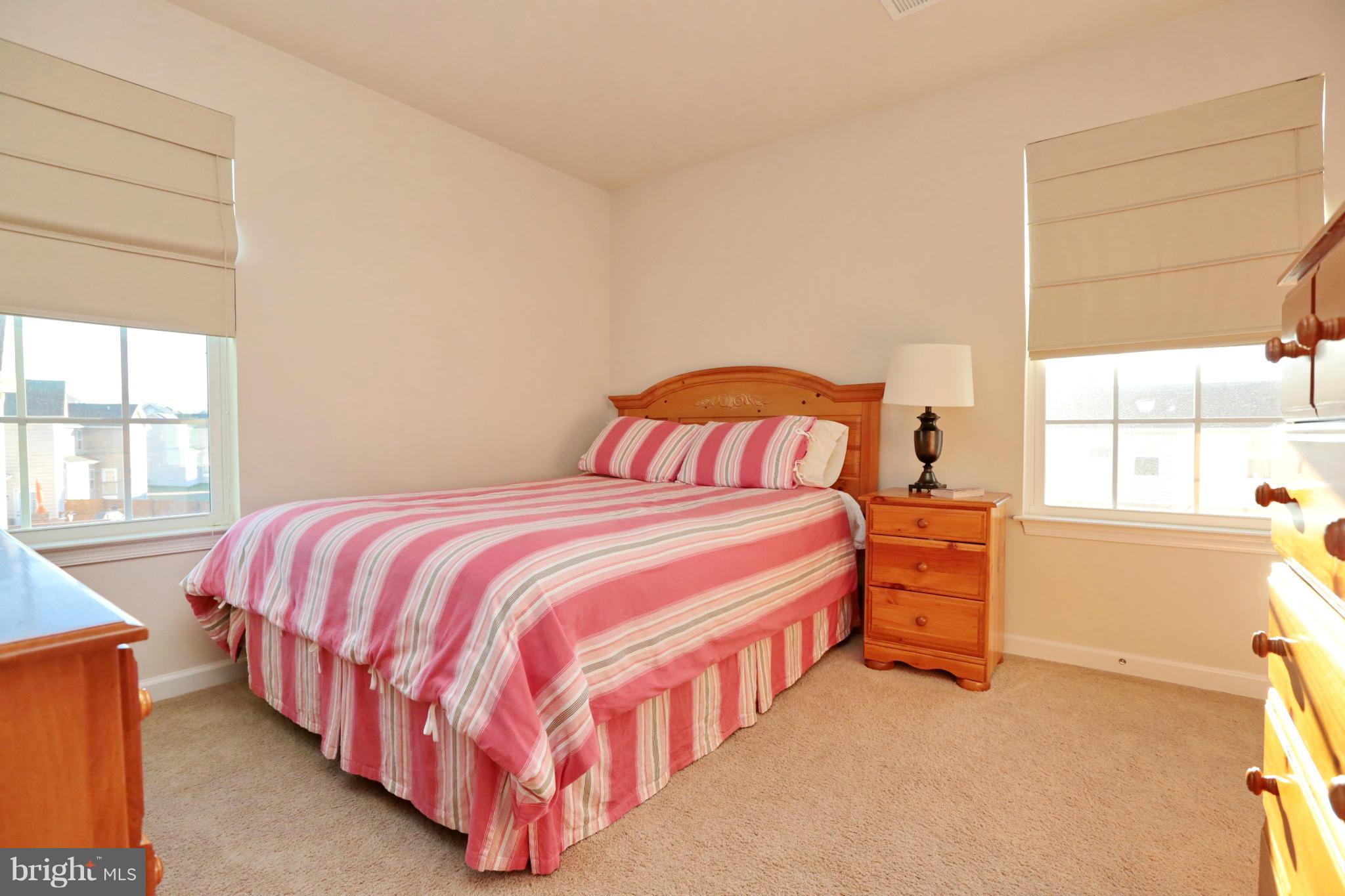 BRENTWOOD - Residential