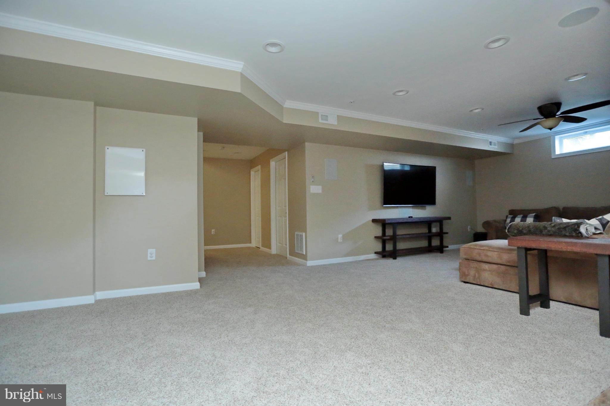 BRENTWOOD - Residential