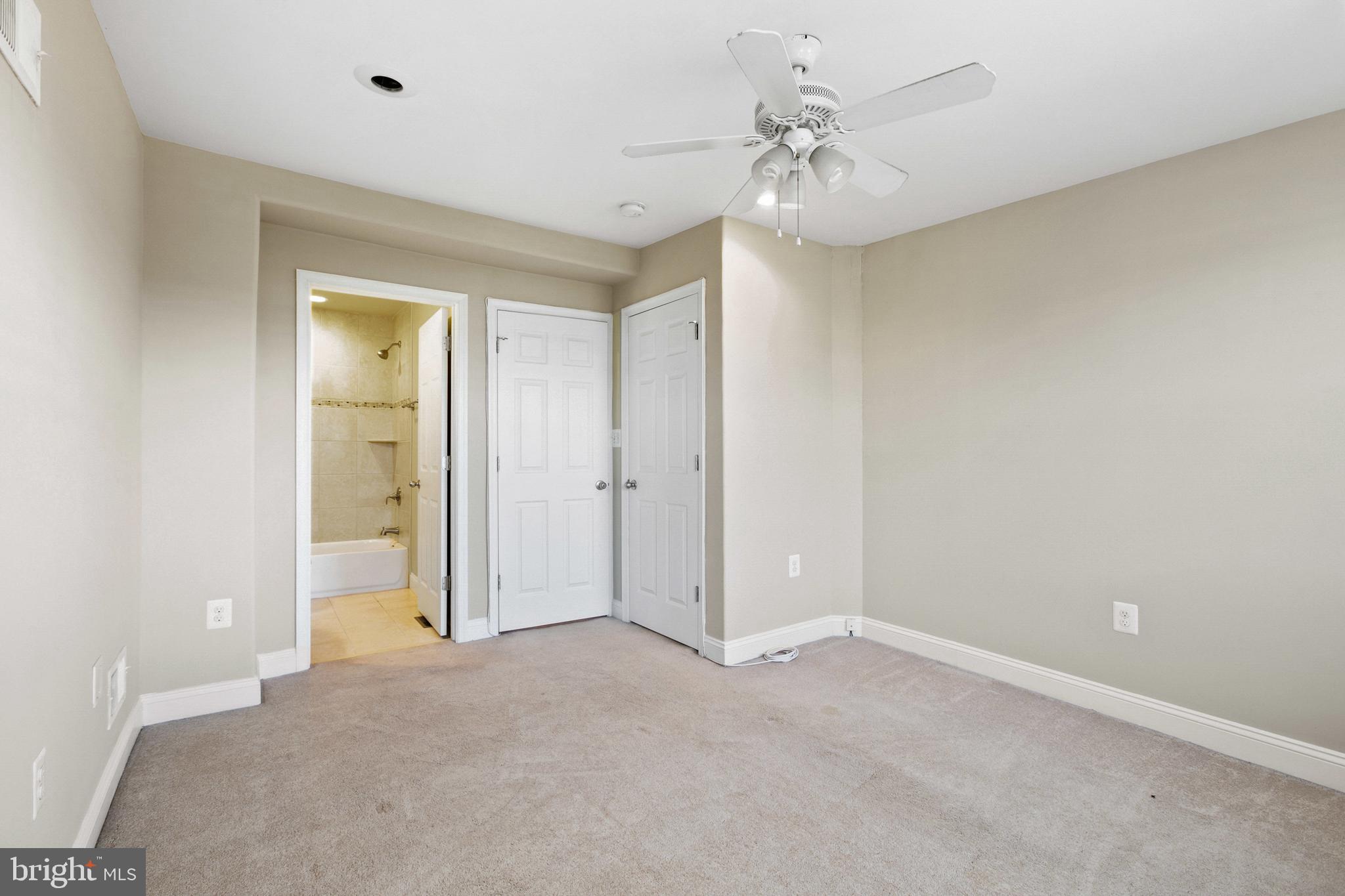 HIGHLANDTOWN - Residential Lease