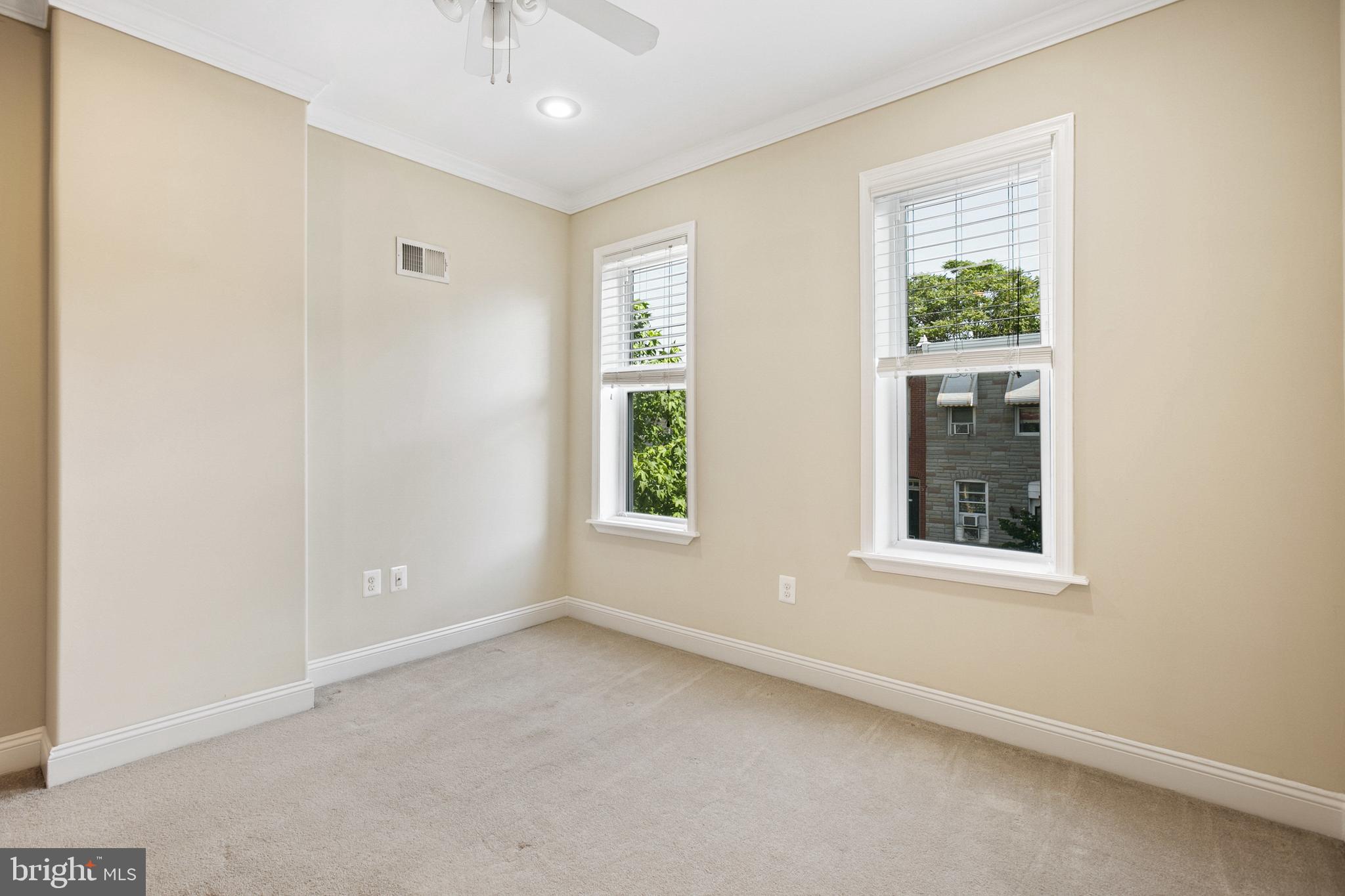 HIGHLANDTOWN - Residential Lease