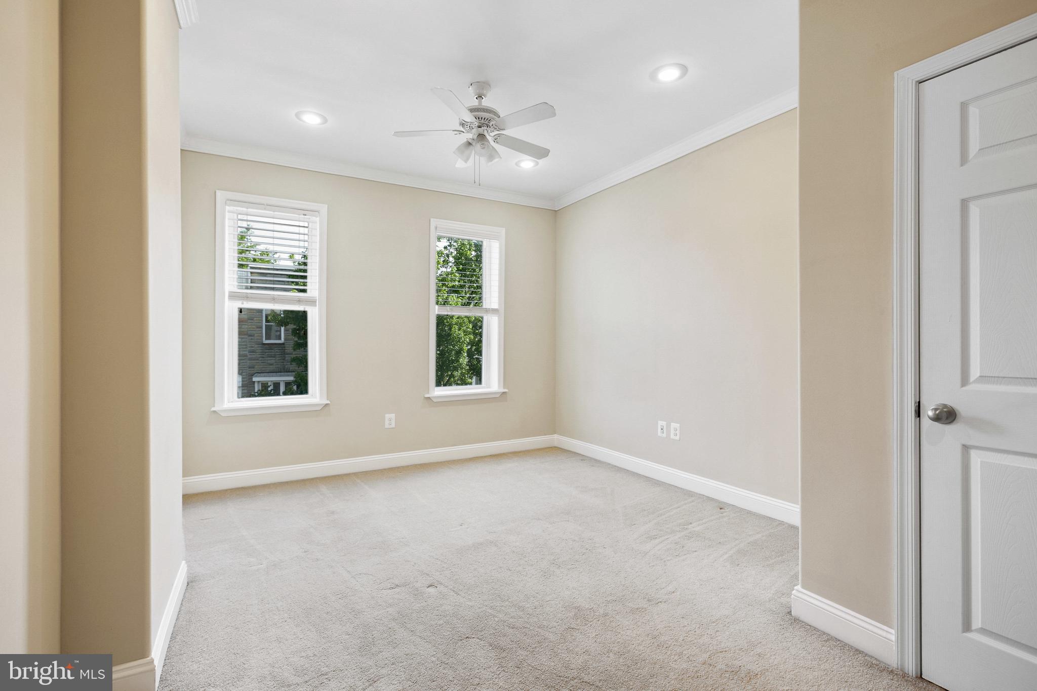 HIGHLANDTOWN - Residential Lease