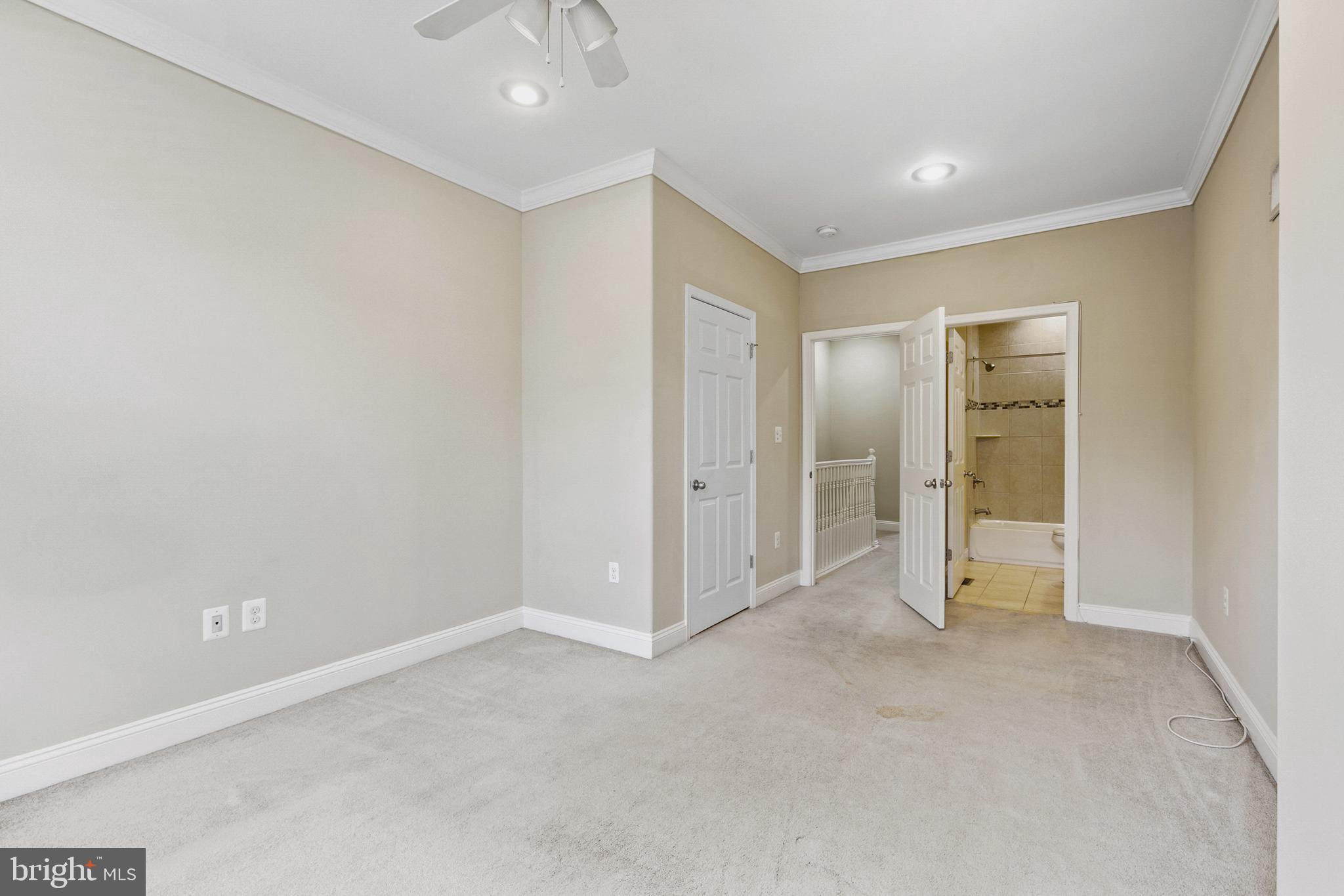 HIGHLANDTOWN - Residential Lease