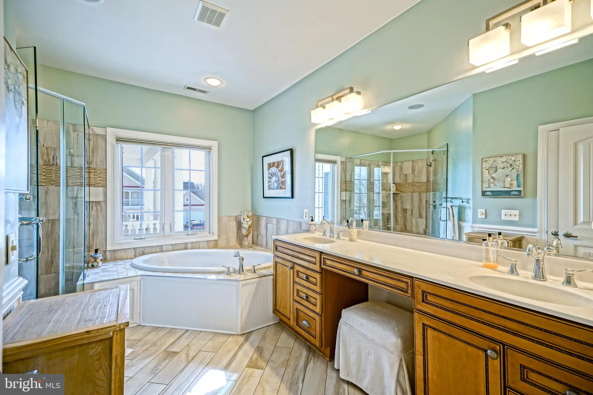 Rehoboth Beach, Delaware 19971, United States, 4 Bedrooms Bedrooms, ,4 BathroomsBathrooms,Residential,Contingent,775