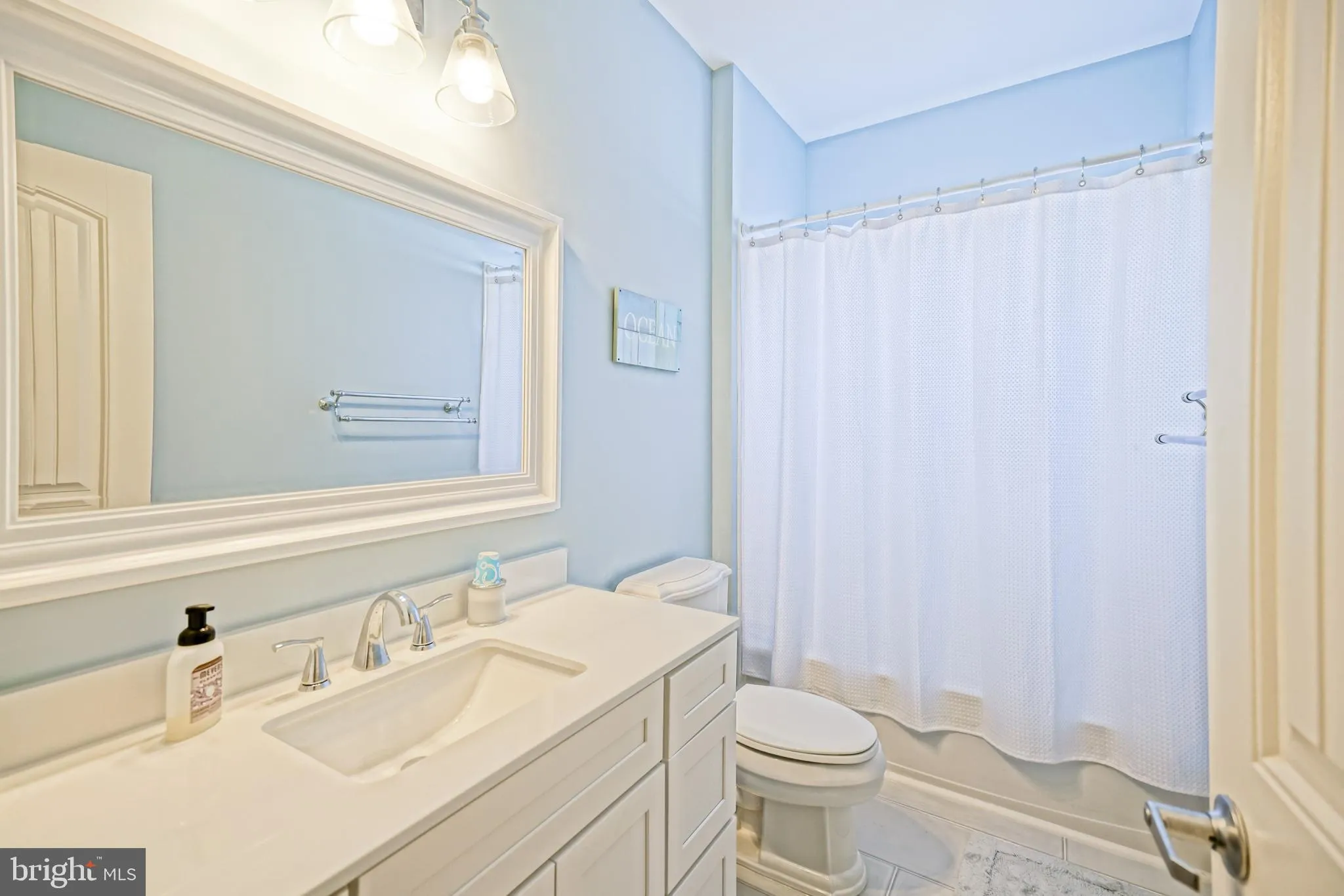 Rehoboth Beach, Delaware 19971, United States, 4 Bedrooms Bedrooms, ,4 BathroomsBathrooms,Residential,Contingent,775