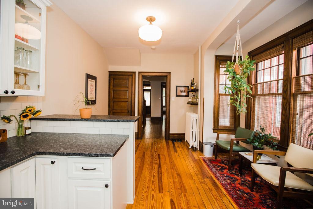 CHESTNUT HILL - Residential