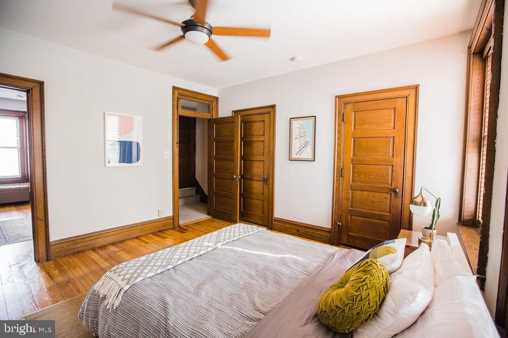 CHESTNUT HILL - Residential