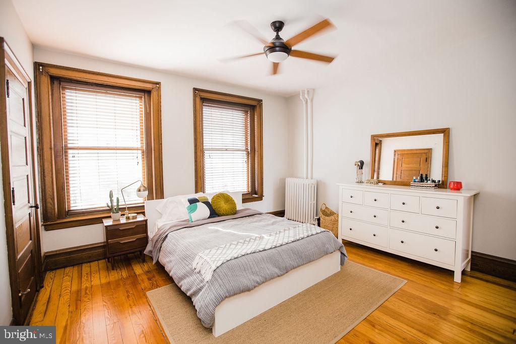 CHESTNUT HILL - Residential