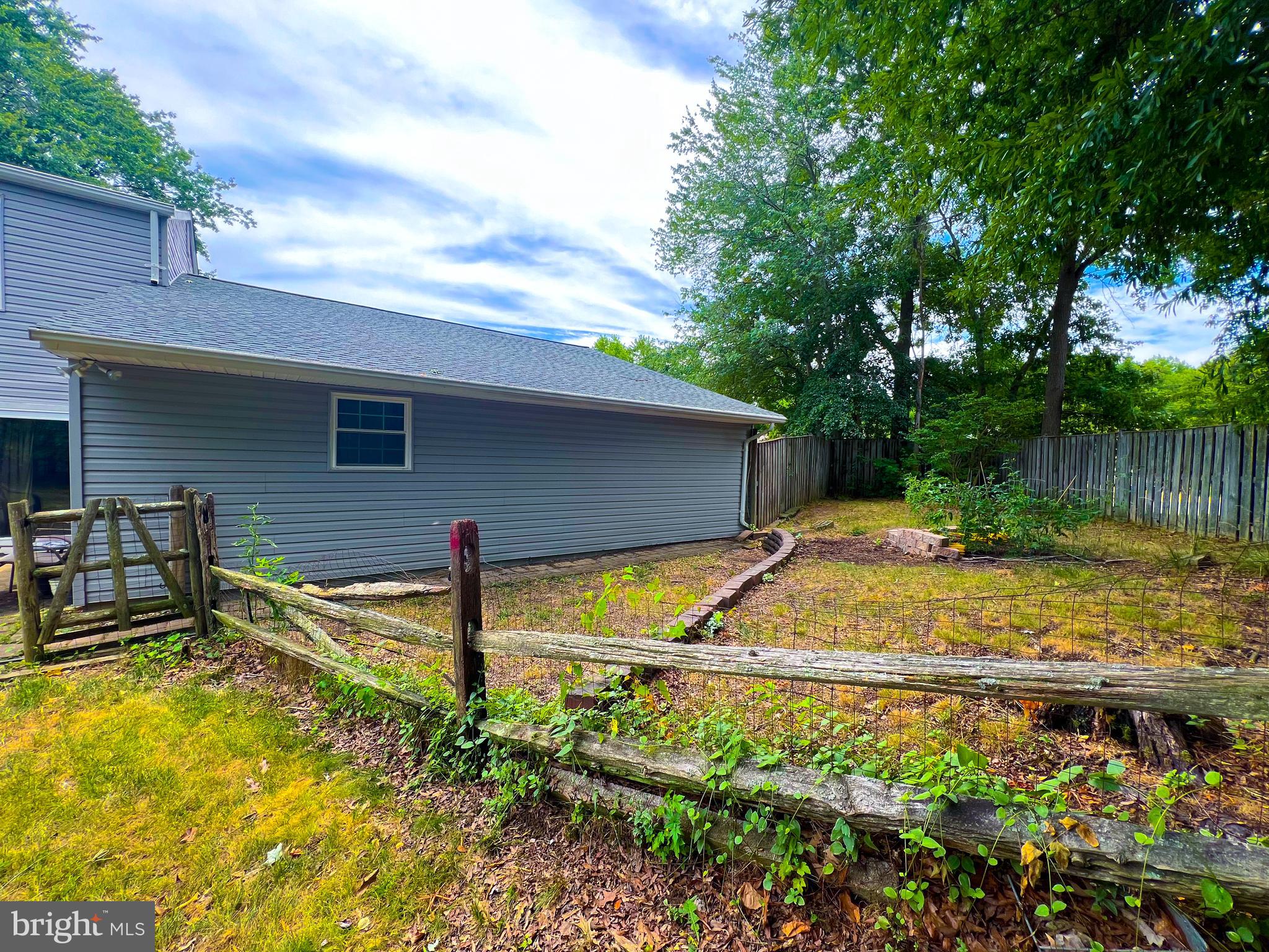 WAKEFIELD - Residential