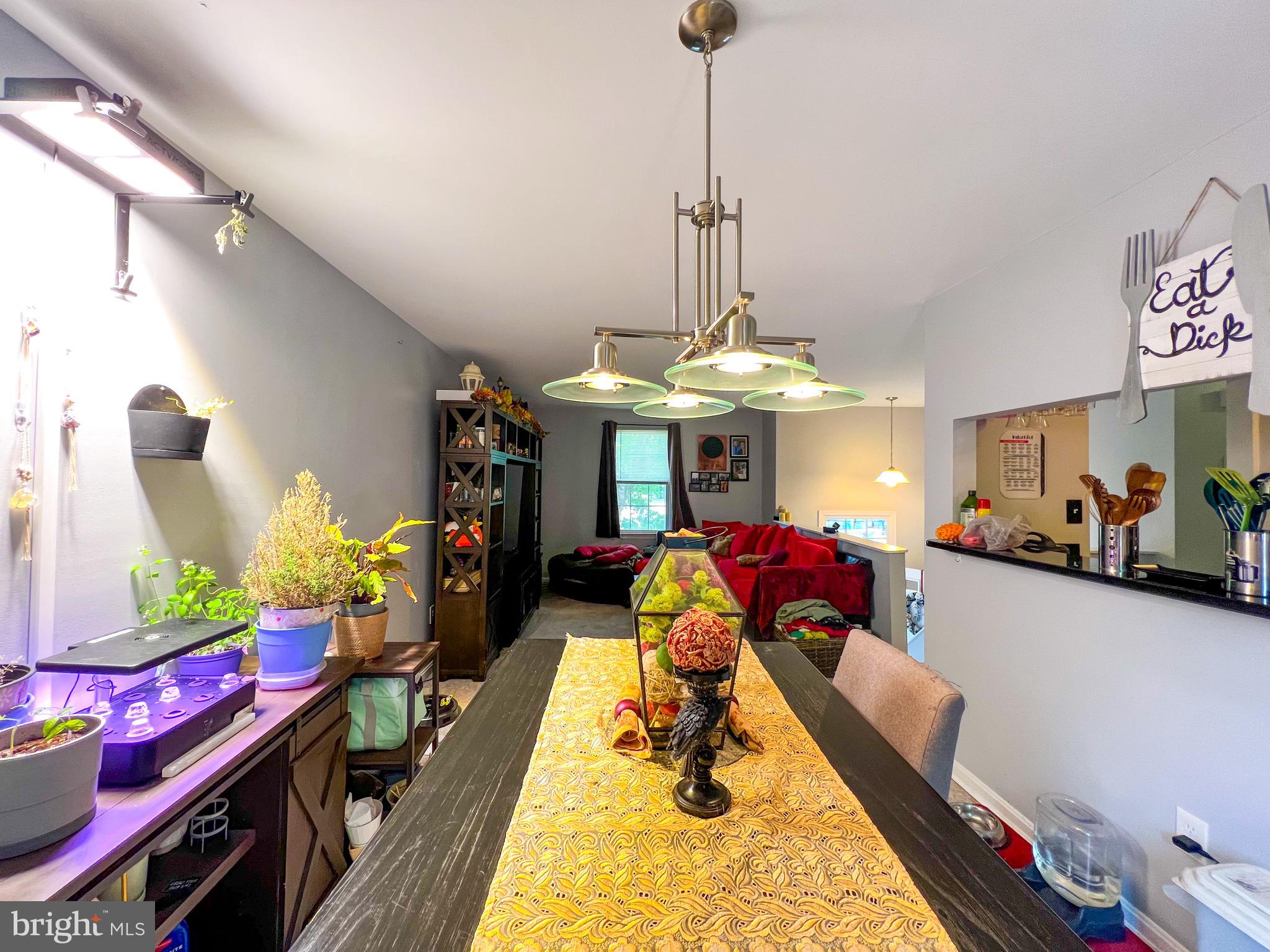 WAKEFIELD - Residential