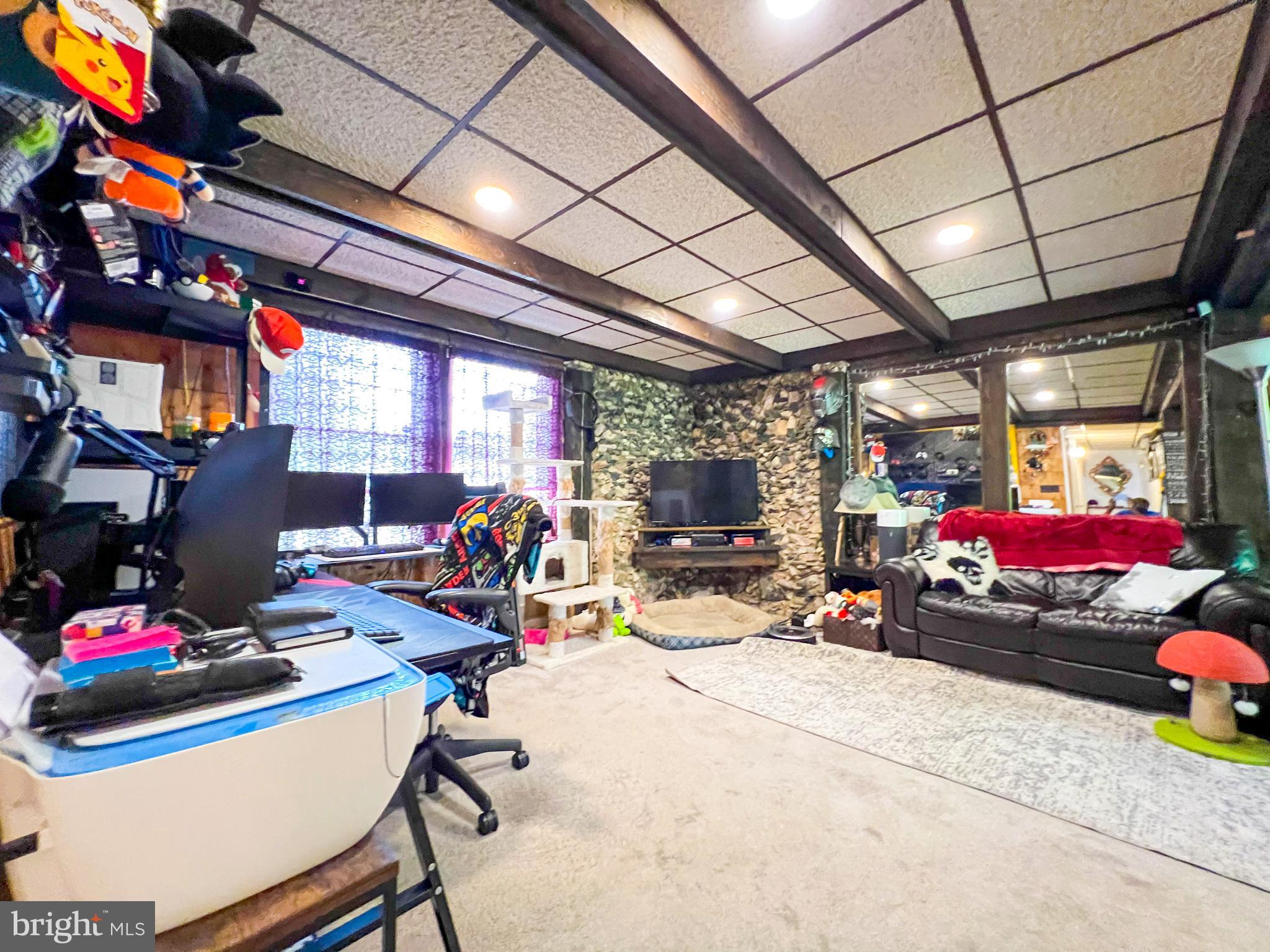 WAKEFIELD - Residential