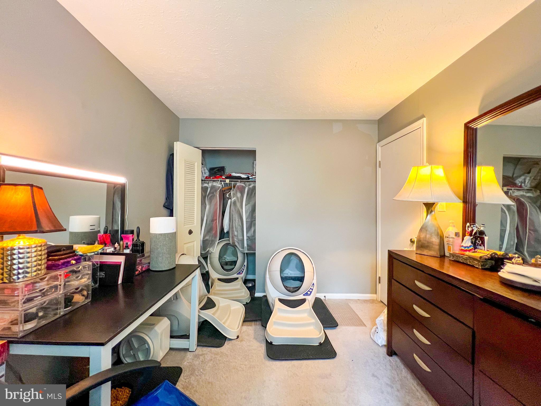 WAKEFIELD - Residential