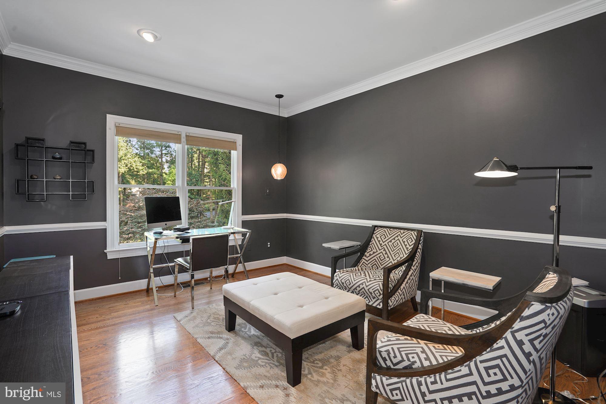 FOX DEN ESTATES - Residential