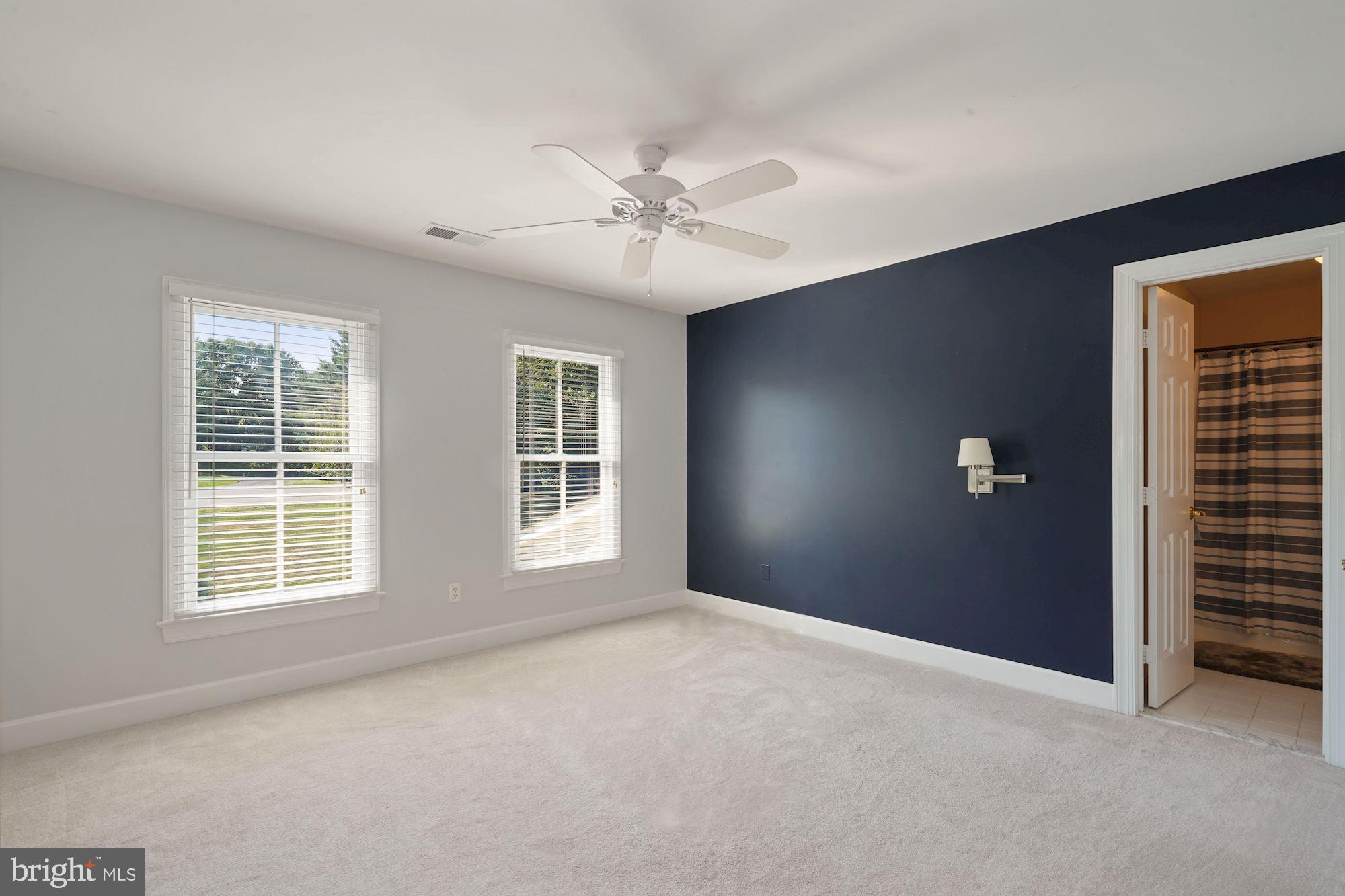 FOX DEN ESTATES - Residential