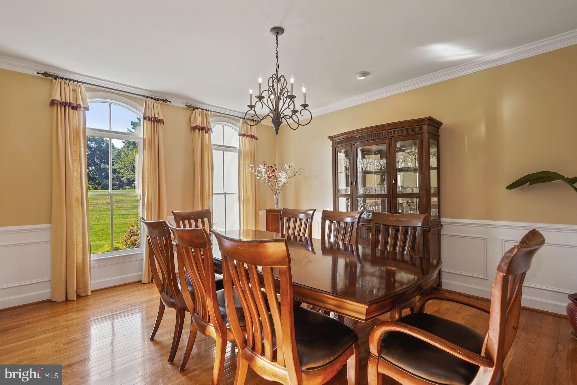 FOX DEN ESTATES - Residential