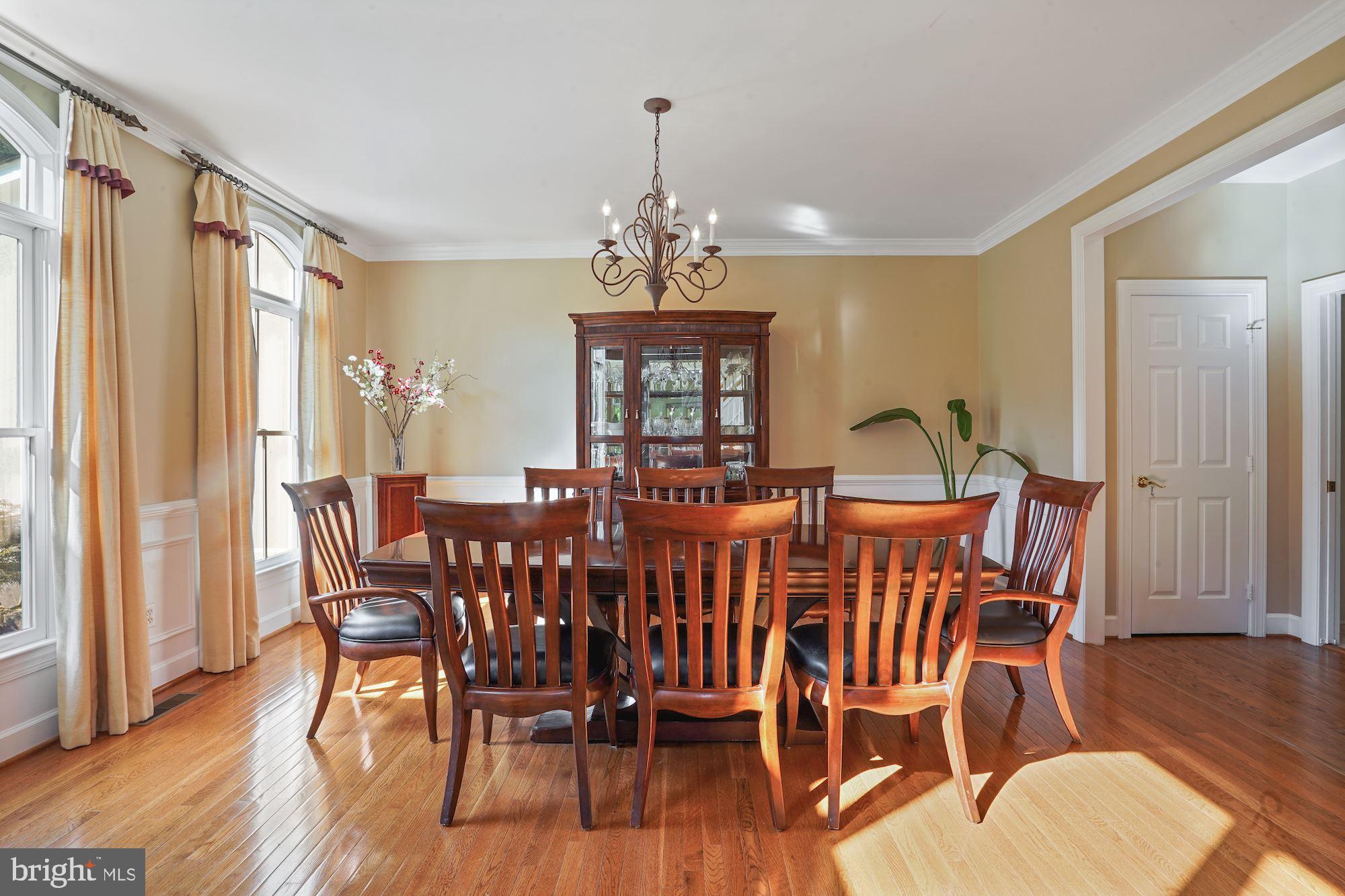 FOX DEN ESTATES - Residential