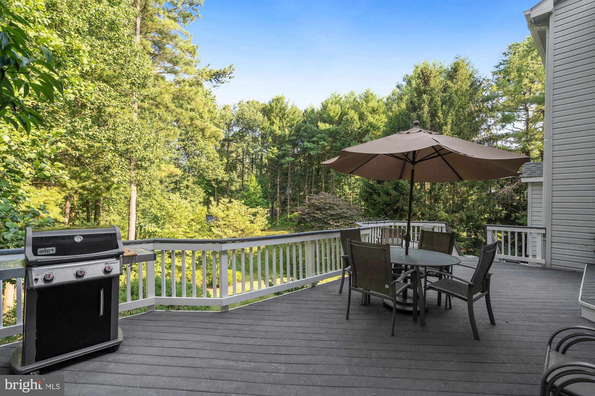 FOX DEN ESTATES - Residential