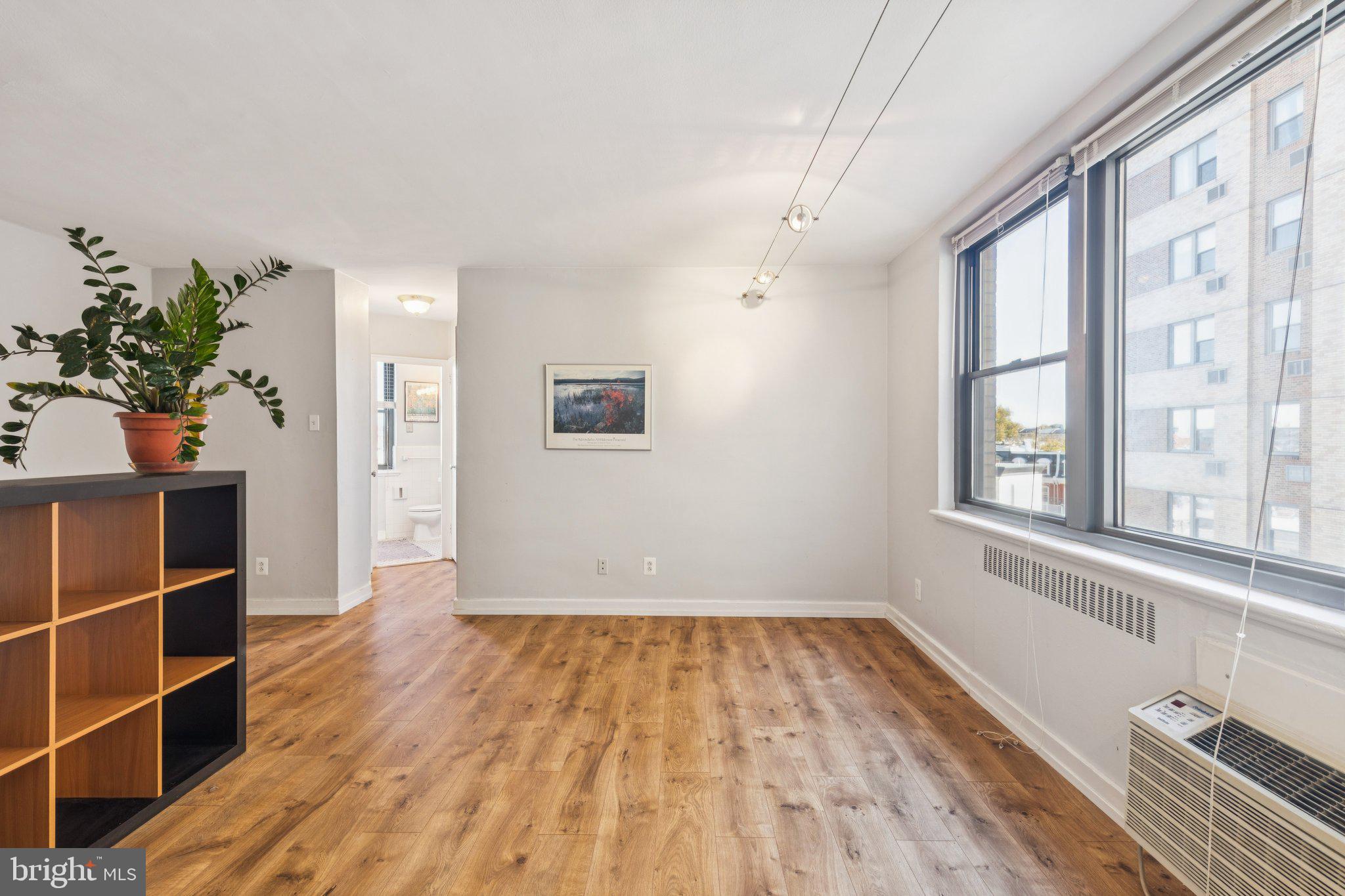 ART MUSEUM AREA - Residential