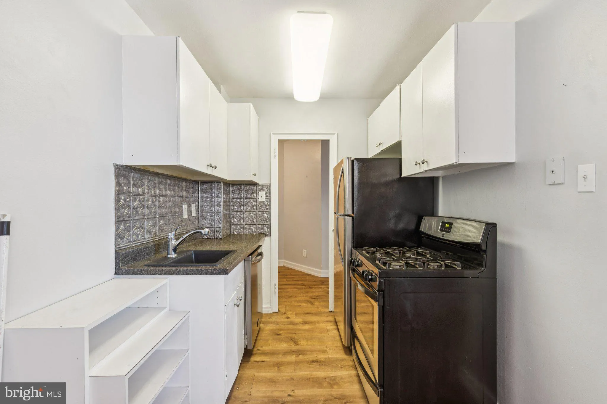 Philadelphia, Pennsylvania 19130, United States, 1 Bedroom Bedrooms, ,1 BathroomBathrooms,Residential,Active,239600