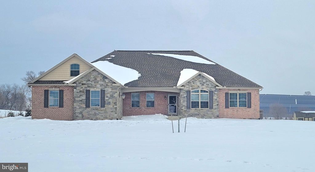 Photo of 7654 Windmill Rd, GREENCASTLE, PA 17225 (MLS # PAFL2032562)