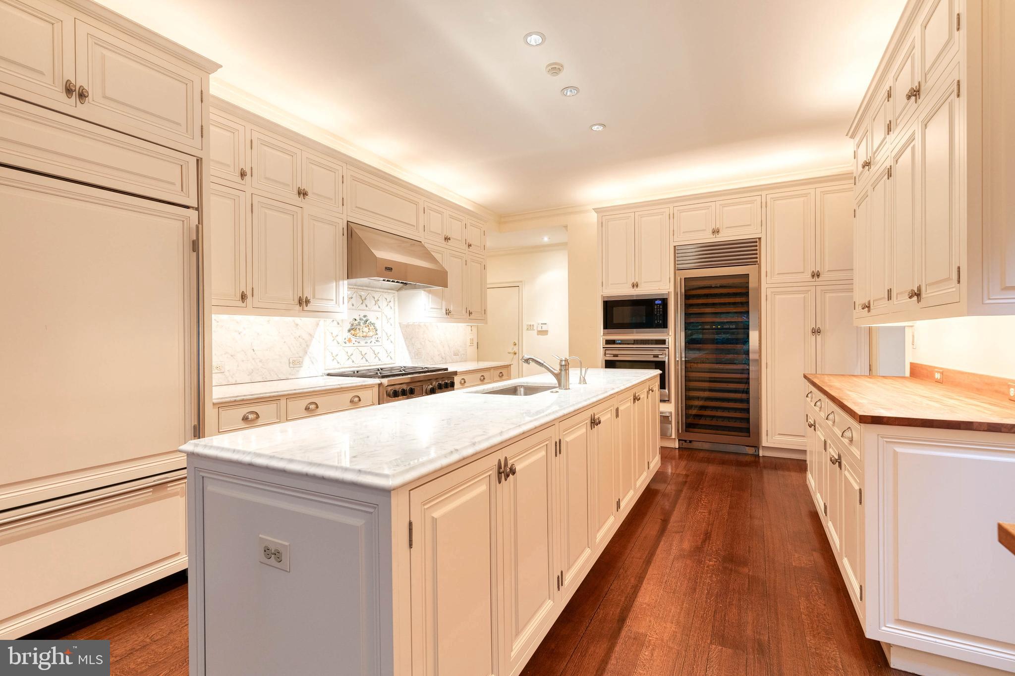 ROCKLAND - Residential