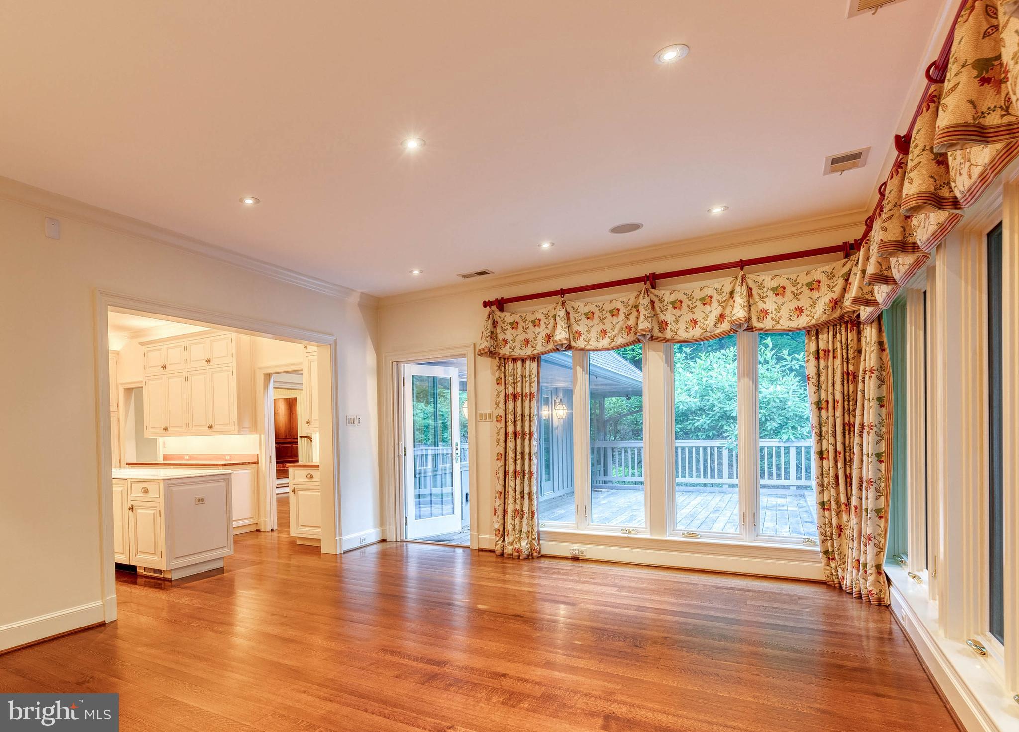 ROCKLAND - Residential