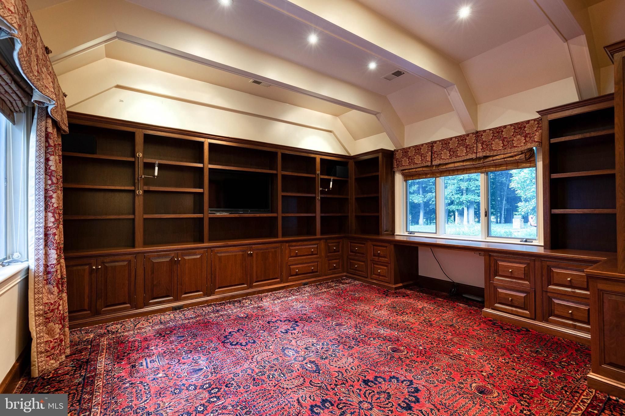 ROCKLAND - Residential