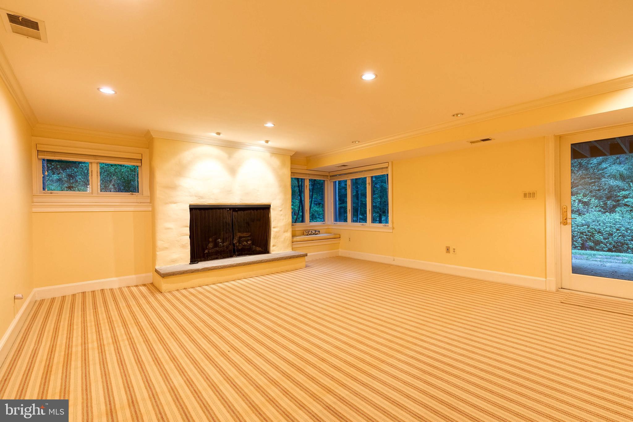 ROCKLAND - Residential