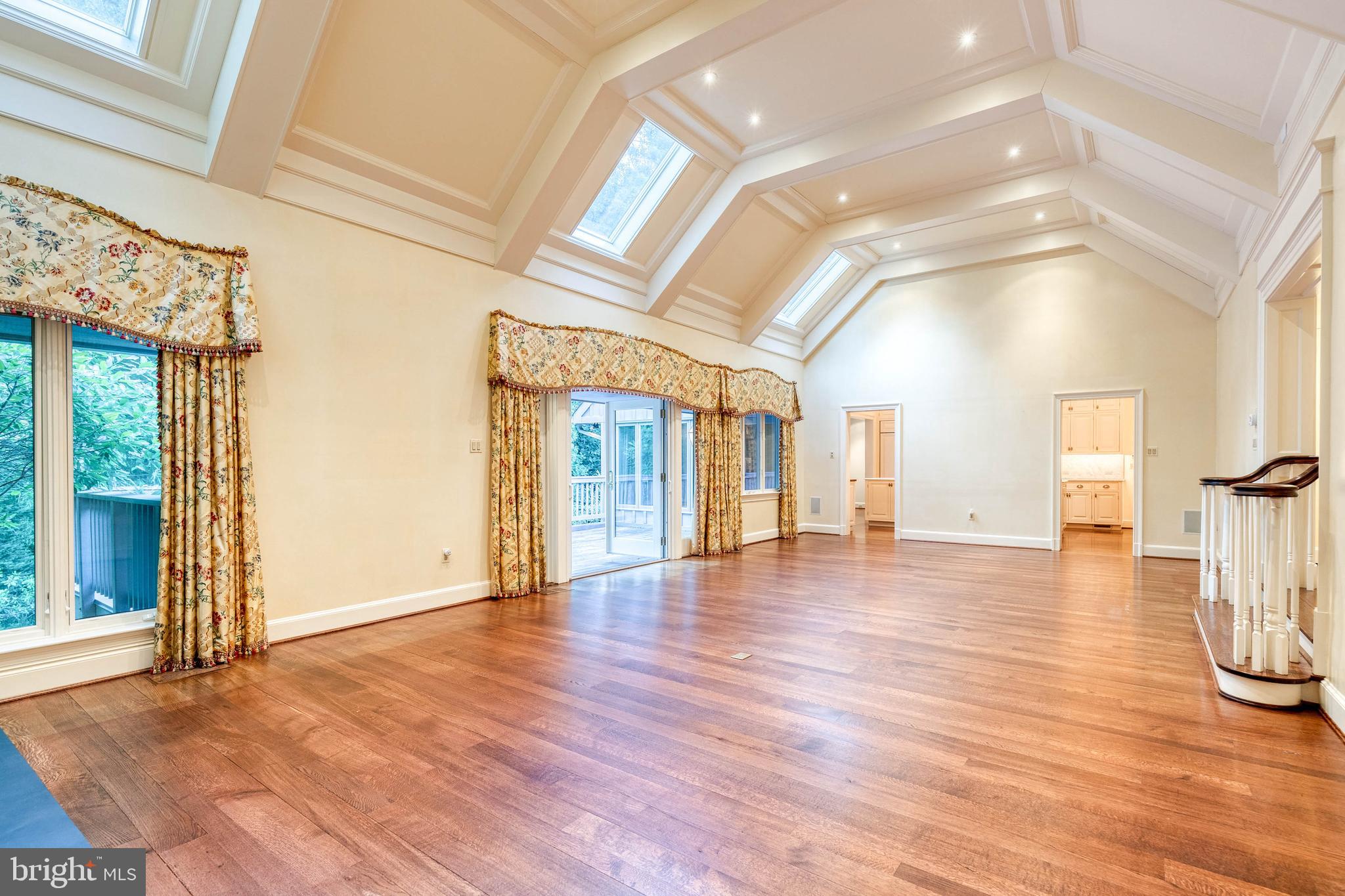 ROCKLAND - Residential