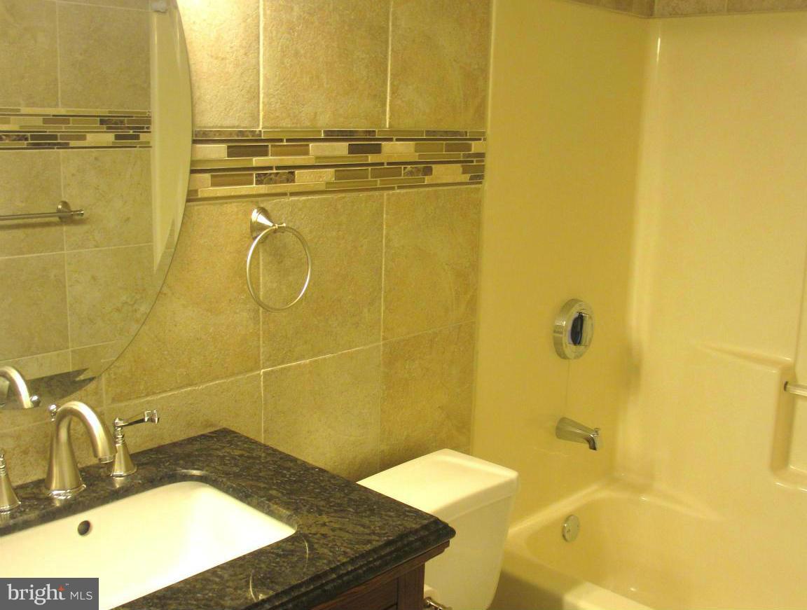 BROOKSQUARE CONDO - Residential