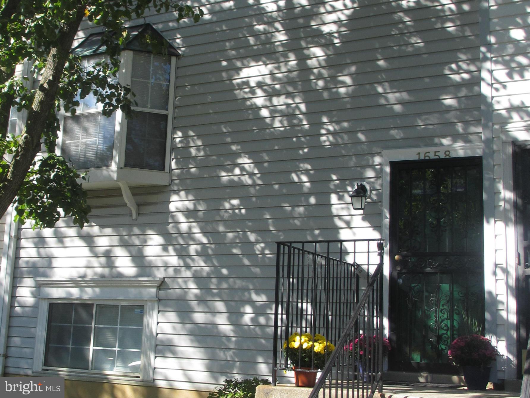 BROOKSQUARE CONDO - Residential