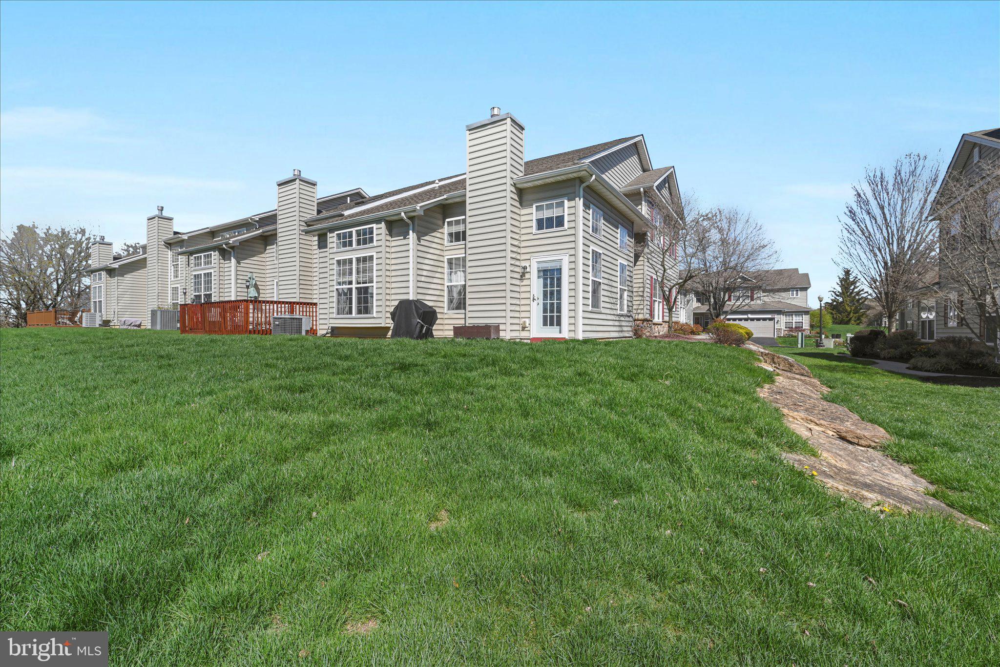 BRIARCREST - Residential