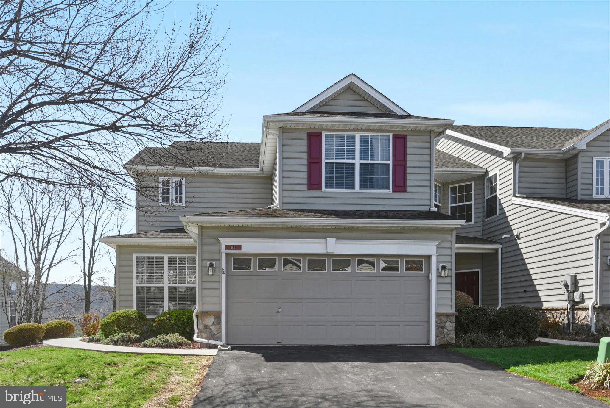 BRIARCREST - Residential