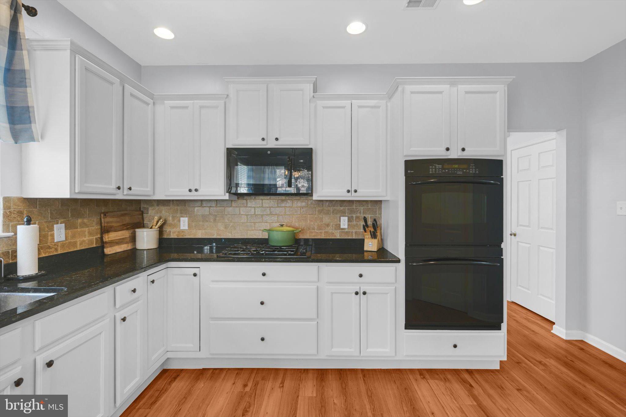 BRIARCREST - Residential