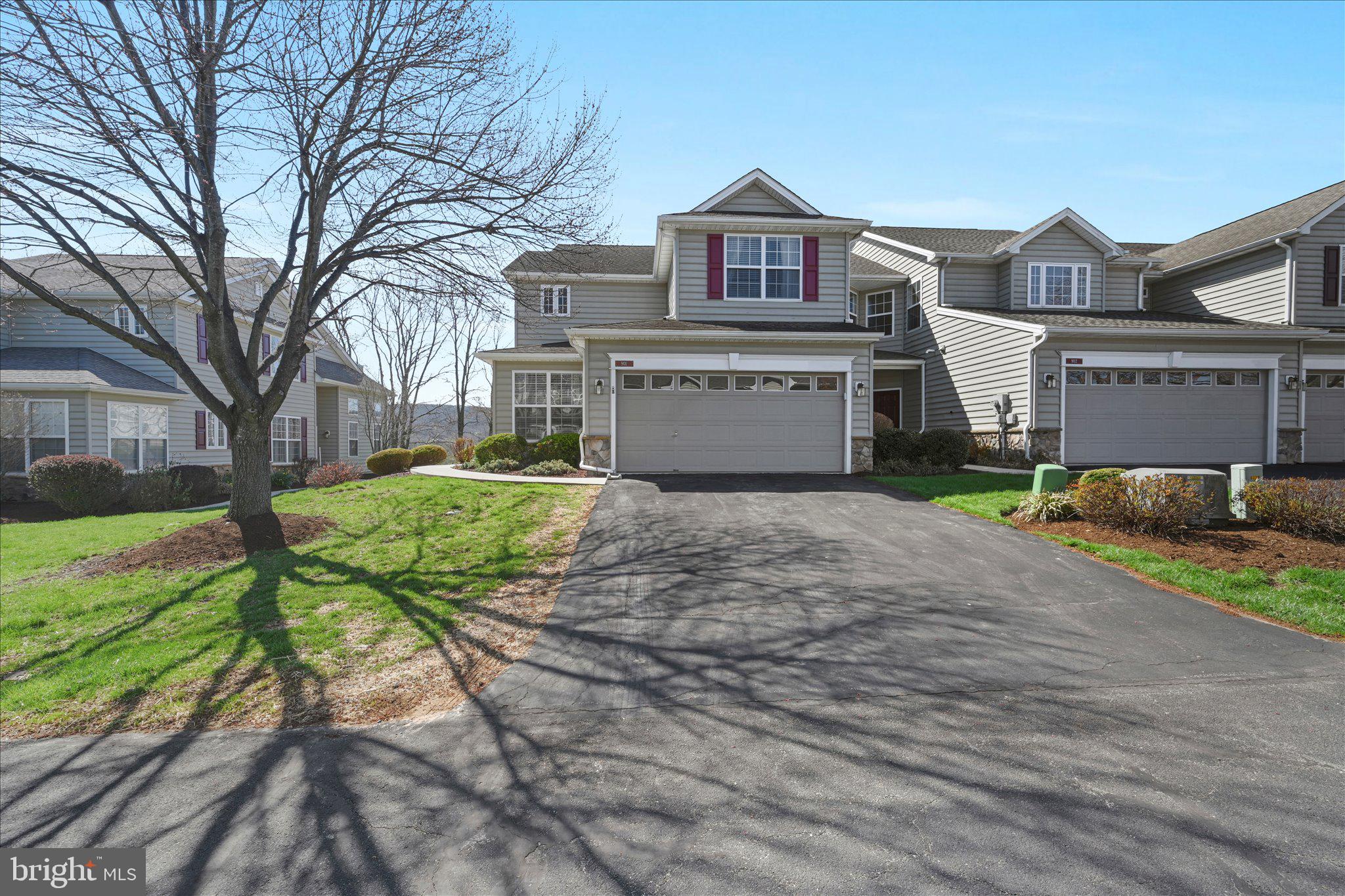 BRIARCREST - Residential