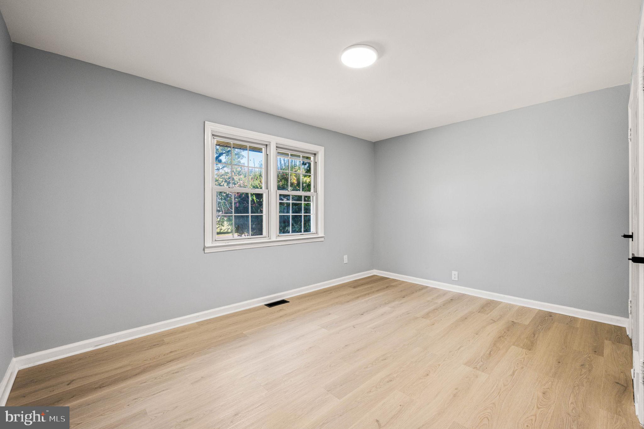 EDGELY - Residential Lease