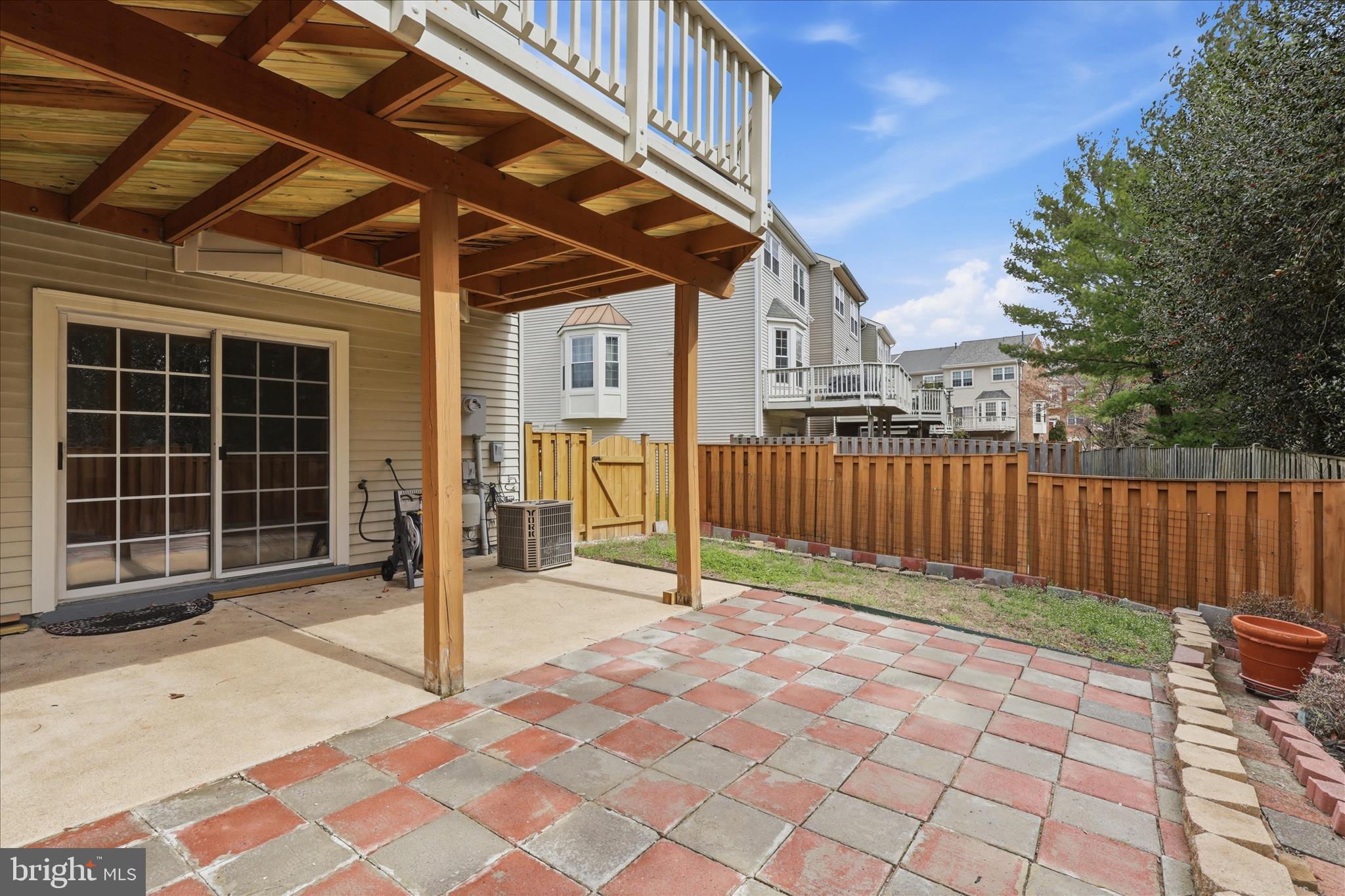 POHICK LANDING - Residential