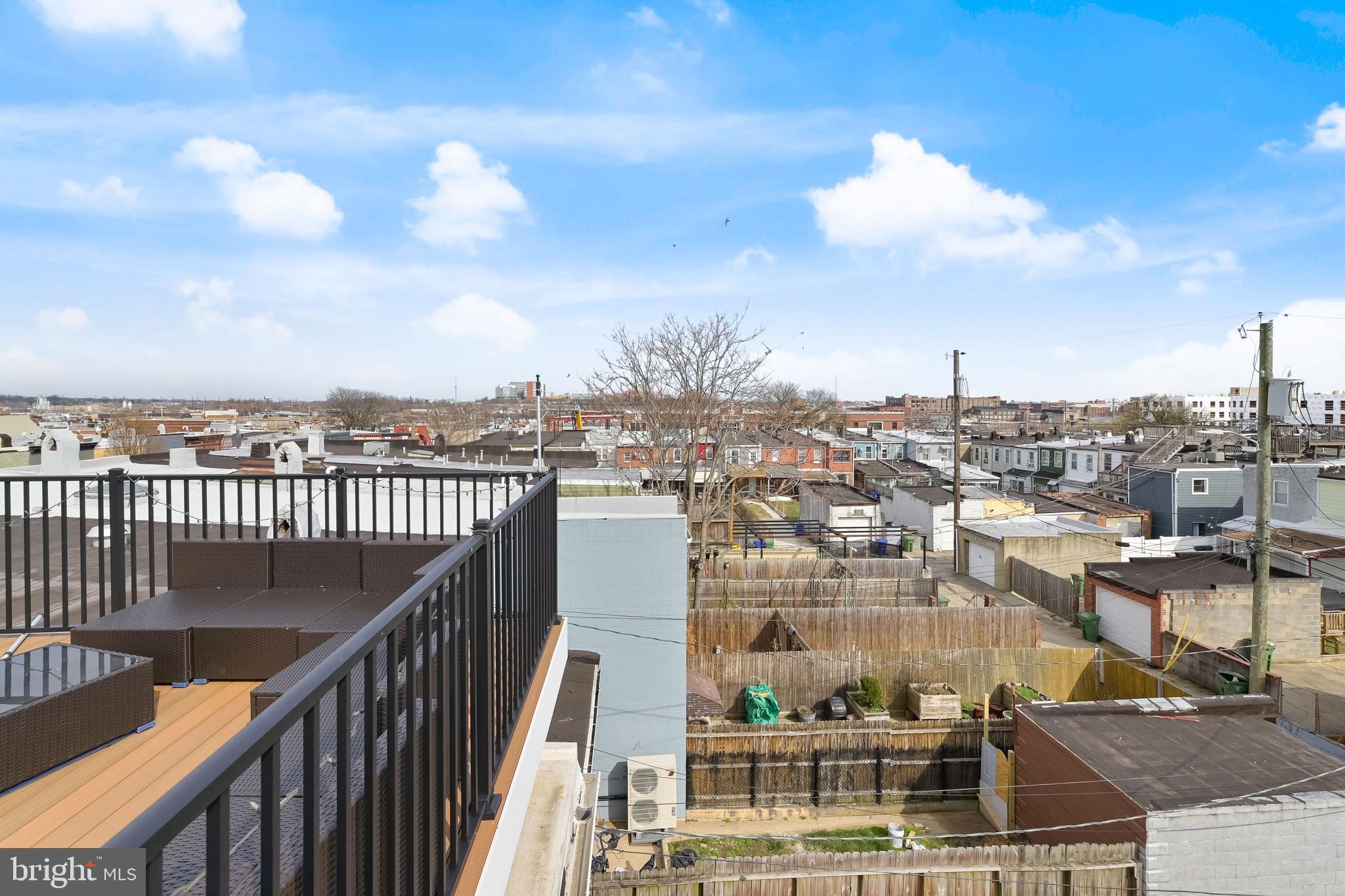 HIGHLANDTOWN - Residential