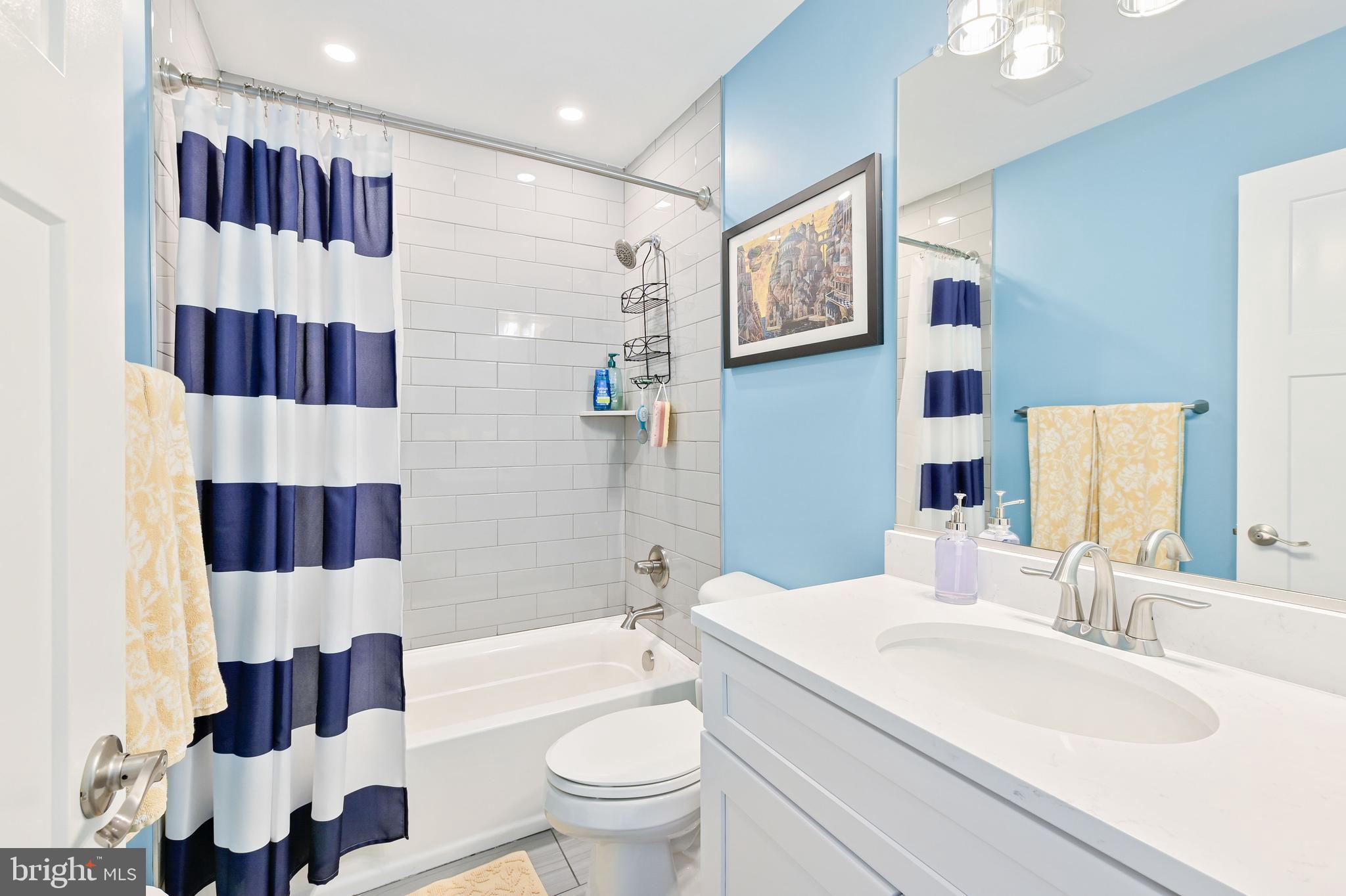 HIGHLANDTOWN - Residential