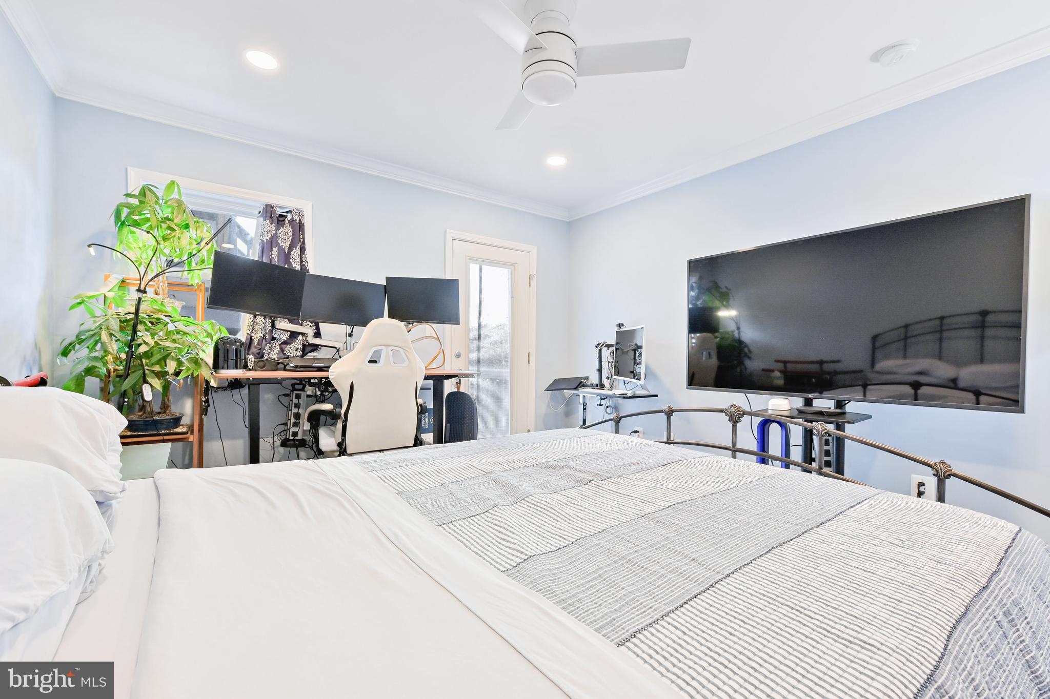 HIGHLANDTOWN - Residential