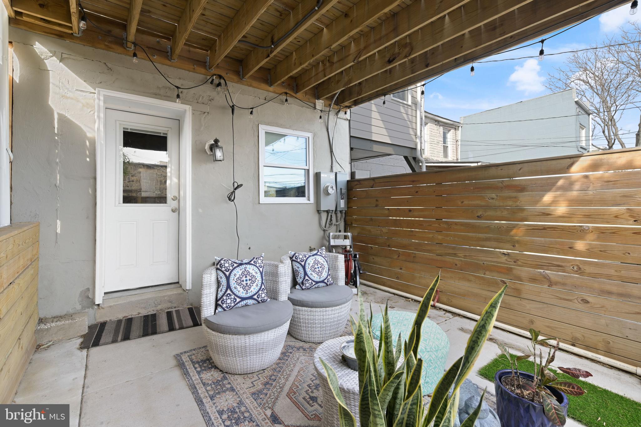 HIGHLANDTOWN - Residential