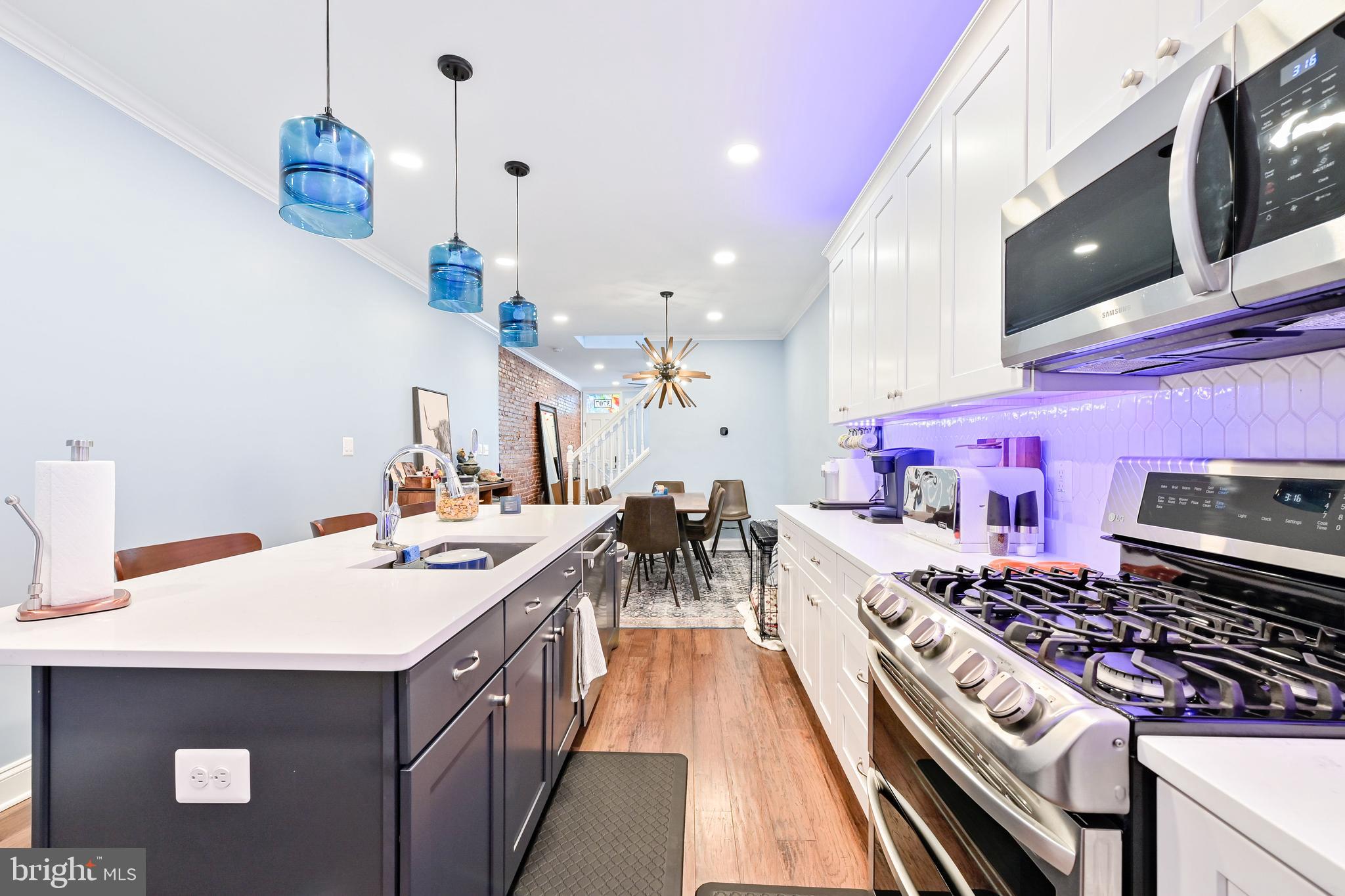 HIGHLANDTOWN - Residential